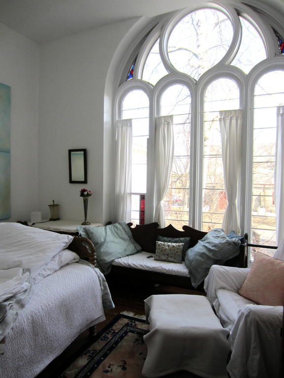 Church Des Artistes Kingston Room photo